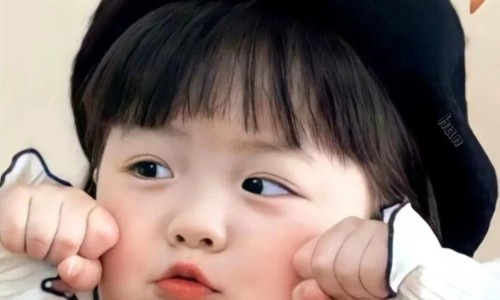 面部丘疹的图片网 - 为你提供面部丘疹图片和症状、面部丘疹图片和症状