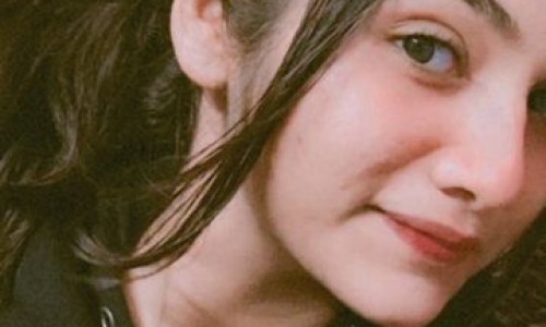 面部丘疹的图片网 - 为你提供面部丘疹图片和症状、面部丘疹图片和症状
